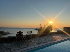 Outdoor pool - Sunset villa with swimming pool (kea)