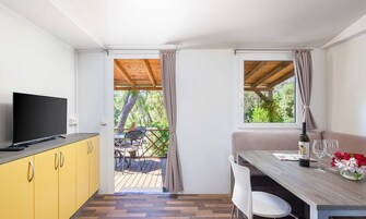 Holiday home Port 9 | 2 多间卧室、免费婴儿床、免费 WiFi、床单