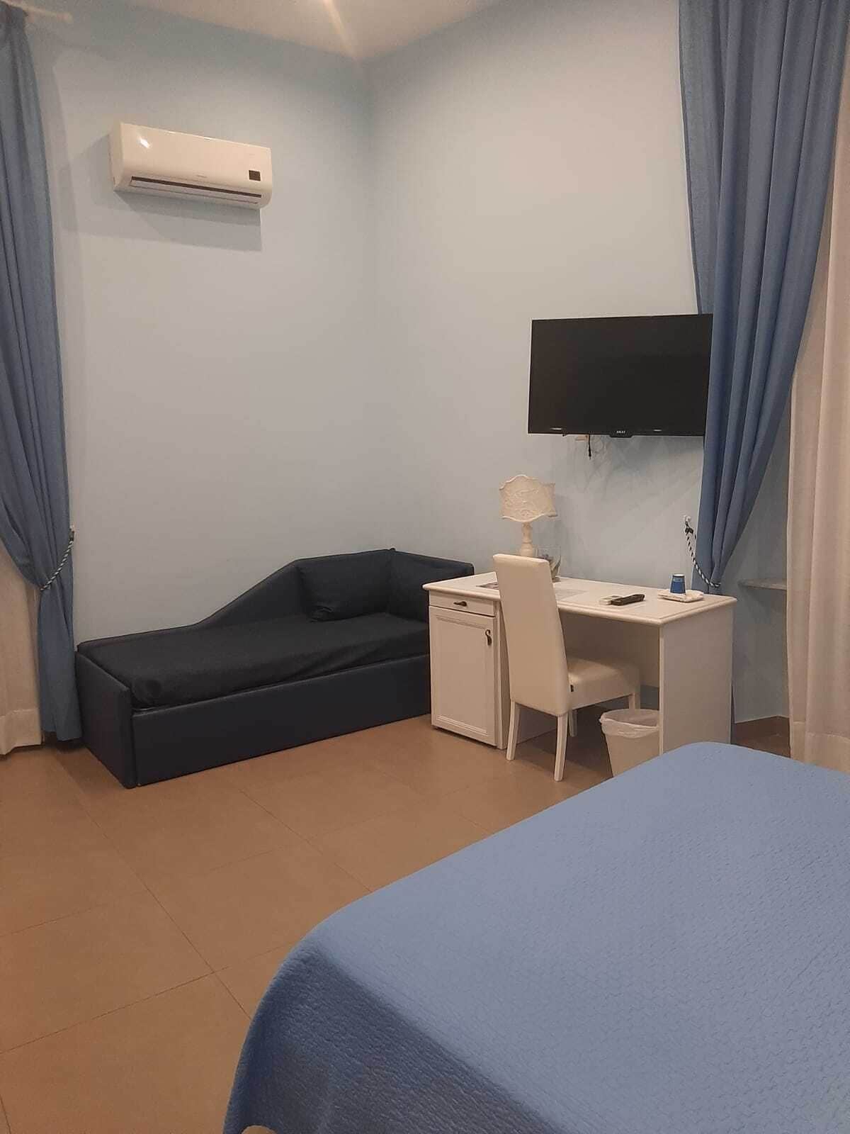 Photo - La Baia Di Partenope