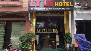 Front of property - Ly Ly Hotel (Quy Nhon Nam)