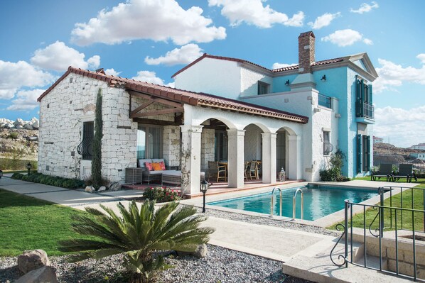 Front of property - Jardin Eden 3 Bedrooms Villa 27 (Cesme)