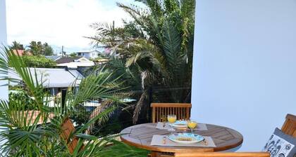 YLANG YLANG, studio de charme - piscine et parking