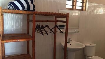 Standard Double Room | Bathroom | Shower, rainfall showerhead, towels