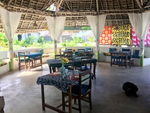 Bao gồm bữa sáng kiểu Anh hàng ngày 