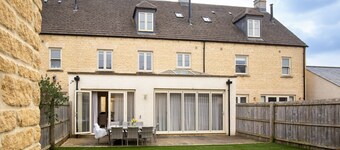 Hawthorn Cottage, Dog Friendly, Cotswolds