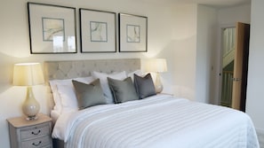 4 bedrooms, iron/ironing board, travel cot, free WiFi