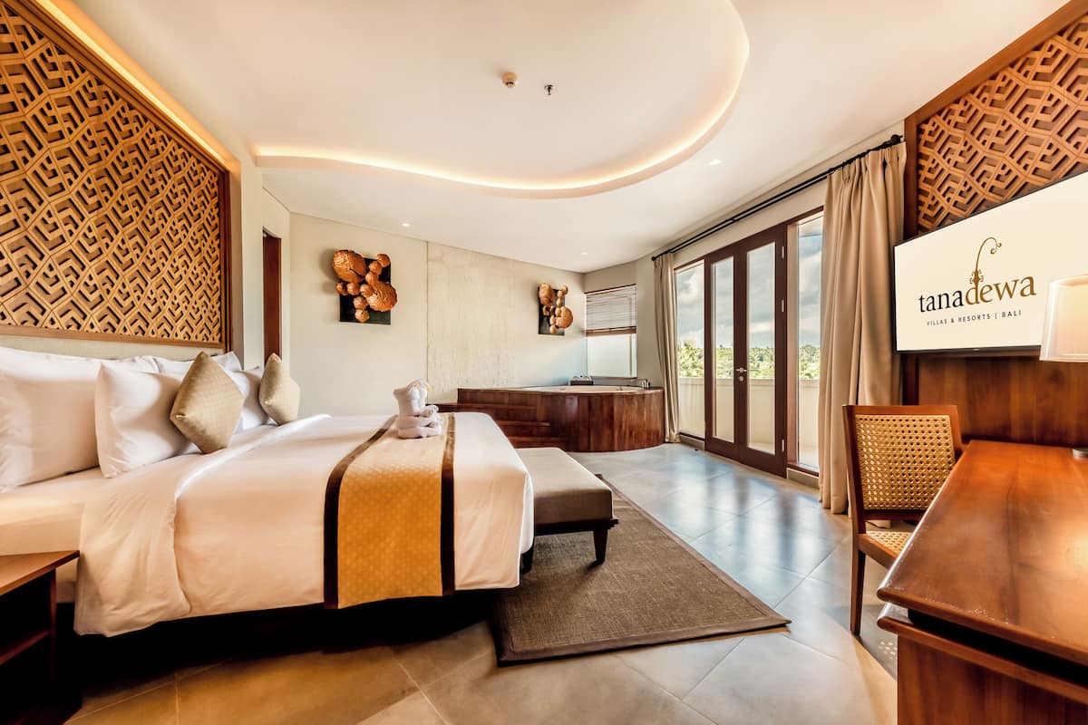 1 bedroom, minibar, in-room safe, desk