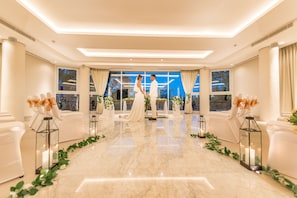 Indoor wedding - tanadewa Resort Ubud Bali By Cross Collection (Ubud)