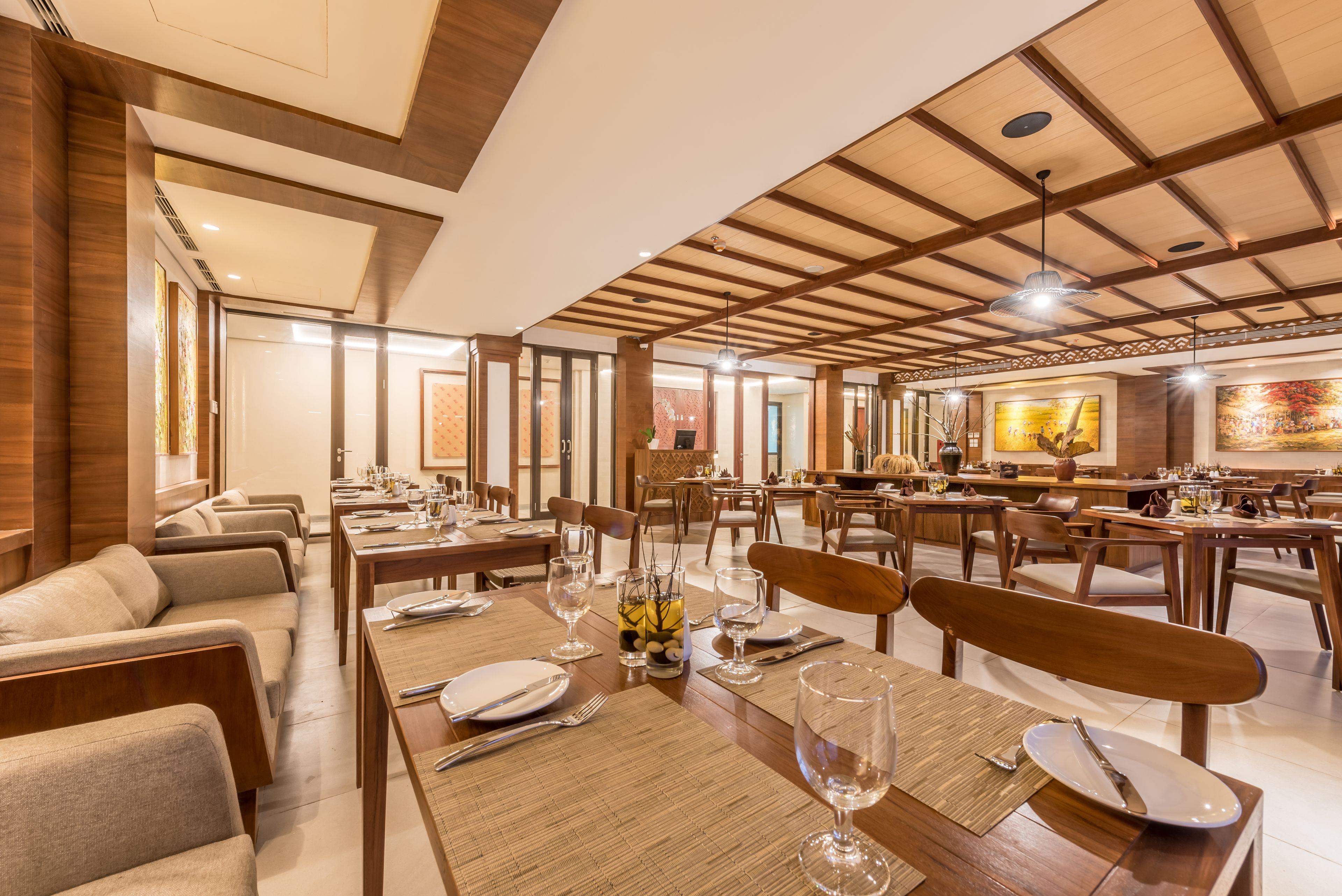 breakfast and lunch served