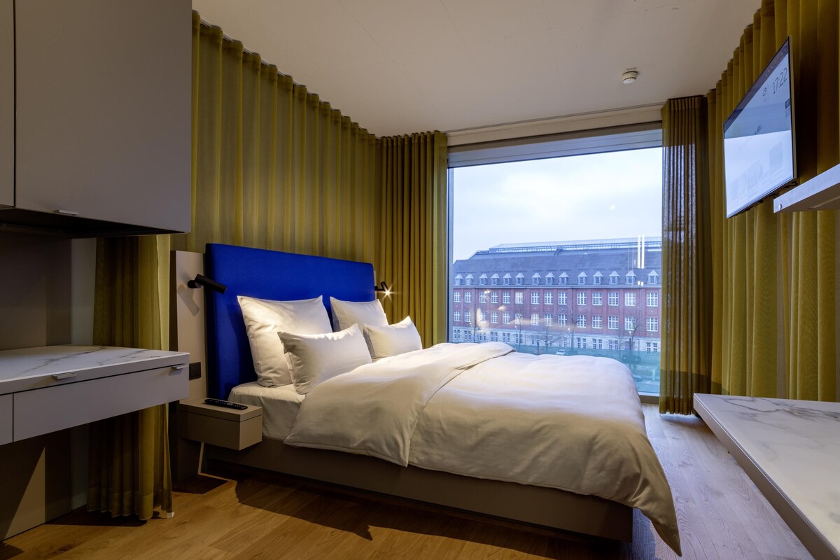 Superior kamer | 1 slaapkamer, luxe beddengoed, een bureau, een laptopwerkplek
