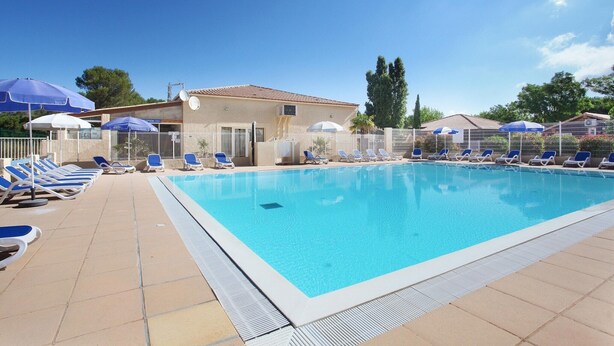 Unclassified image, 1 of 38, button - Chalet in Provence with Shady Pine Retreat (Carnoux En Provence)
