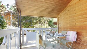 Unclassified image, 5 of 38, button - Chalet in Provence with Shady Pine Retreat (Carnoux En Provence)