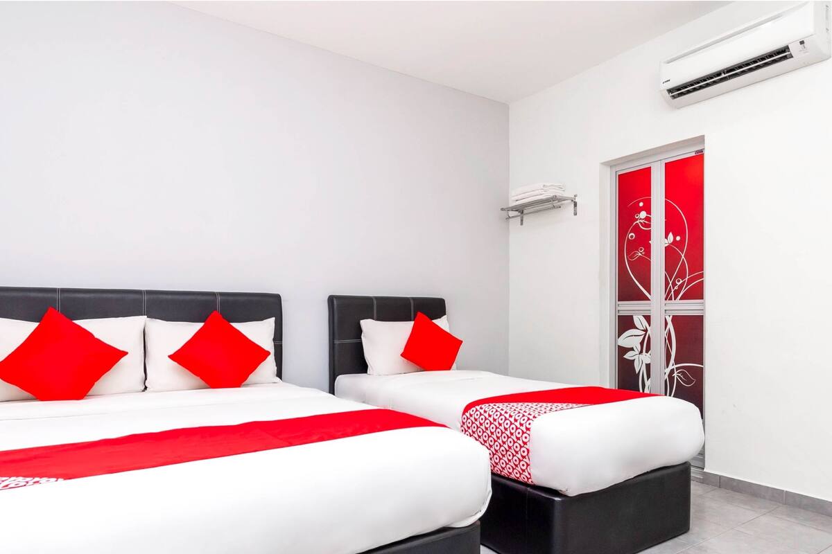 Desk, iron/ironing board, free WiFi, bed sheets