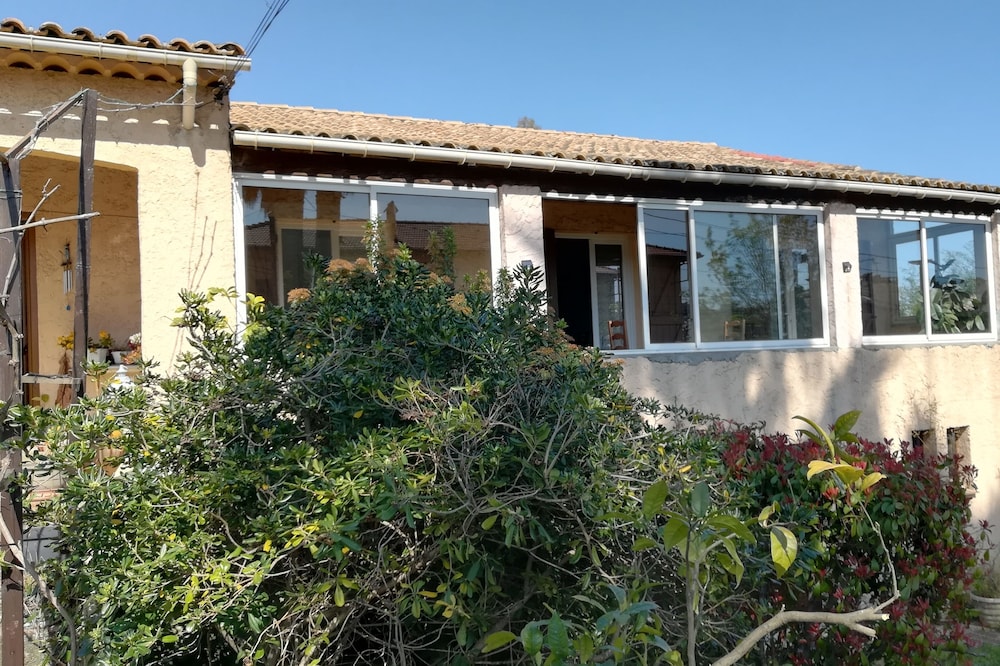 Quiet home in the city of mimosa