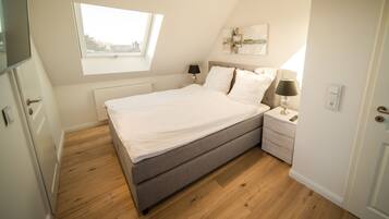 Apartment, 1 Bedroom, Balcony, Garden View | 1 bedroom, premium bedding, pillow-top beds, soundproofing