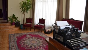 Unclassified image, 4 of 14, button - Vila Cristalfrost (Brasov)
