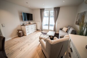 复式, 2 间卧室, 露台 | 起居区 | 平板电视、Netflix