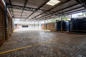 Free self parking - Carandá Hplus Express (Campo Grande)