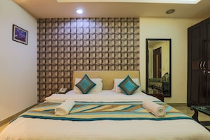 1 bedroom, premium bedding, iron/ironing board, rollaway beds - The Hermitage by Cosy Hotels (New Delhi)