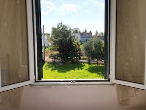 Apartment, 2 Schlafzimmer | Ausblick vom Zimmer