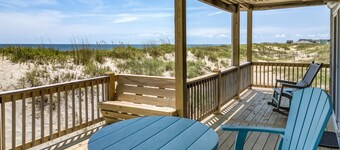 Salt Therapy OBX | Oceanfront | Dog Friendly, Hot Tub | Nags Head