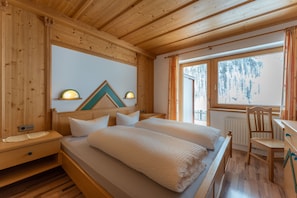 Căn hộ truyền thống | Truy cập Internet không dây miễn phí, bộ trải giường