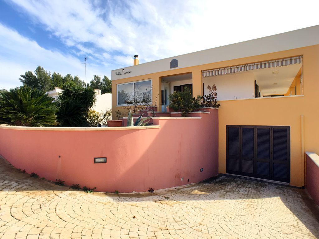 Majoituspaikan sisäänkäynti