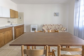 Apartment, 1 Bedroom | In-room dining - Margherita - Piano Ribassato (Taviano)