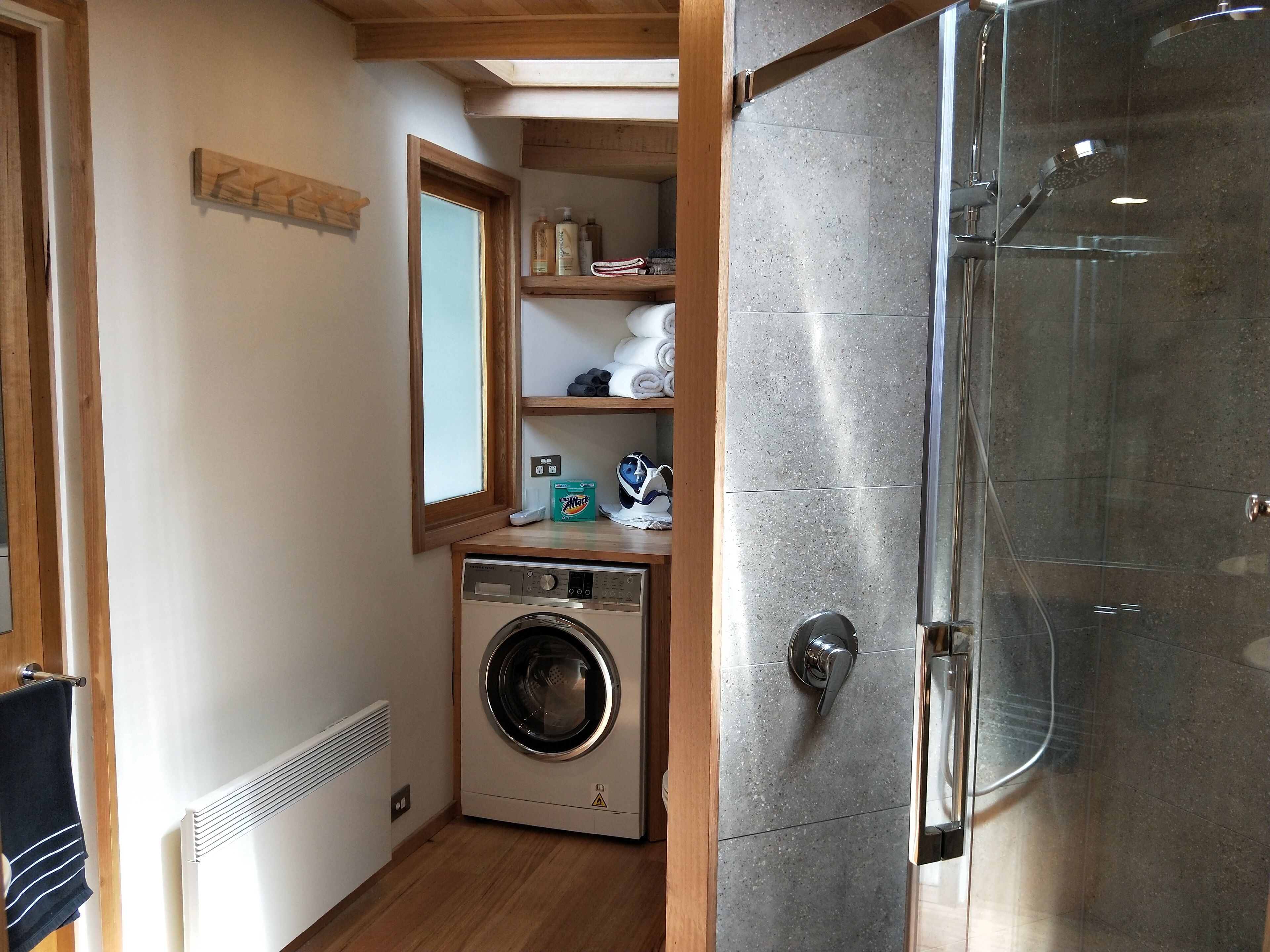 Derwent RiverApartment - Newly Listed! — image 8