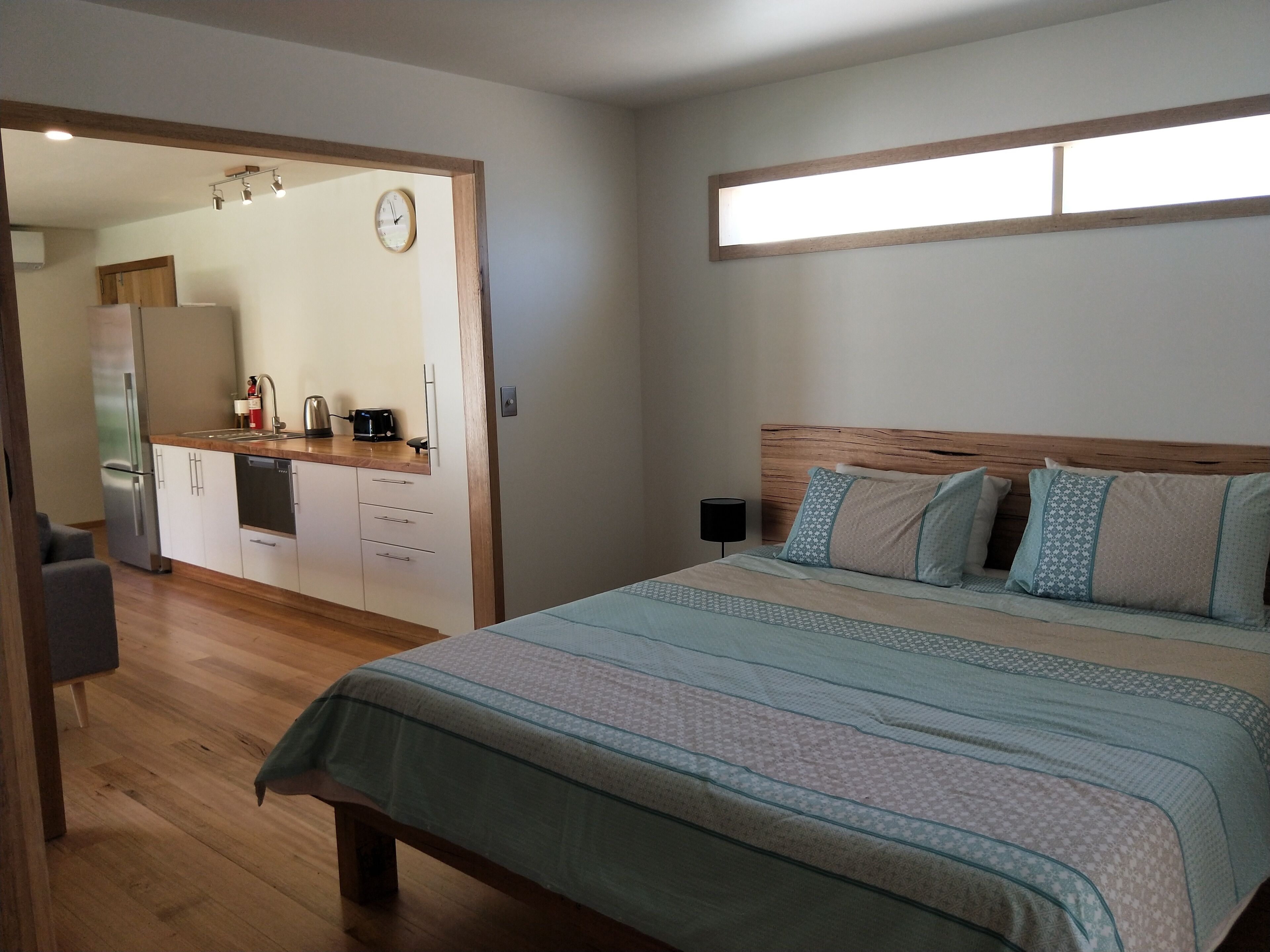 Derwent RiverApartment - Newly Listed! — image 5