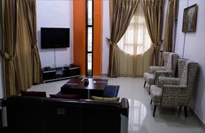 Appartamento, 4 camere da letto, non fumatori | Soggiorno | TV a schermo piatto