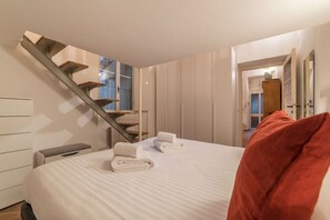 1 slaapkamer, een strijkplank/strijkijzer, wifi, beddengoed