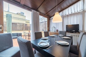 تناول الطعام