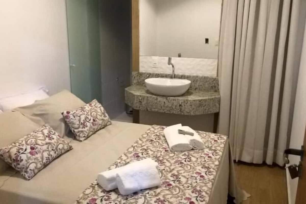 무료 WiFi, 침대 시트