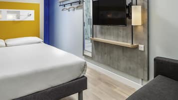 Blackout drapes, soundproofing, travel crib, free WiFi