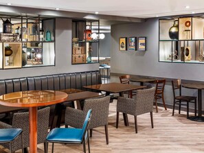 Exterior - ibis budget Swindon (Swindon)