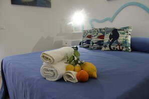 In-room safe, soundproofing, free WiFi