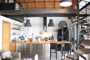 Bar (en la propiedad)