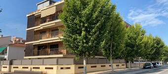 Apartamento 2 dormitorios. Aire A. terraza, WIFI Hi speed (fibra ) a 50 m Playa