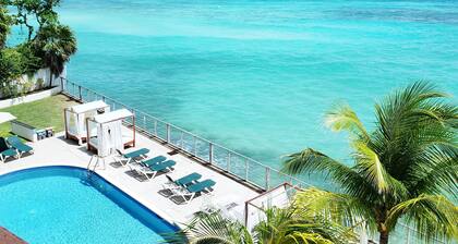 Atemberaubende Aussicht auf das Meer und die Lage