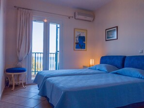 Deluxe Apartment, 3 Bedrooms, Beach View (Nausicaa Upper) - Kefalonia Kounopetra Beach Luxury Villas (Kefalonia)