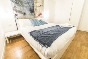 1 Schlafzimmer, Bügeleisen/Bügelbrett, Bettwäsche