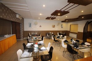 Restaurant - Prestige Residence (Islamabad)