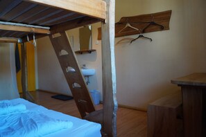 Familiekamer, privébadkamer | Gratis wifi, beddengoed