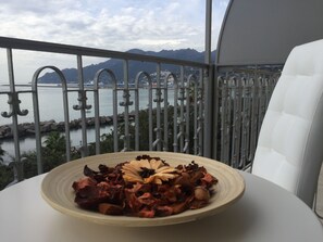 Comfort-Zimmer, Balkon, Meerblick (Amalfi) | Blick auf das Wasser