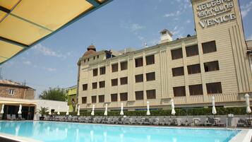2 indoor pools, seasonal outdoor pool