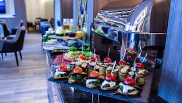 Daily buffet breakfast (AMD 7000 per person)