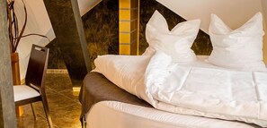 Safe på rommet, lydisolert og wi-fi (inkludert)