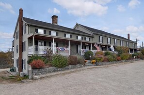 Exterior - Stagecoach House Inn (Richmond)