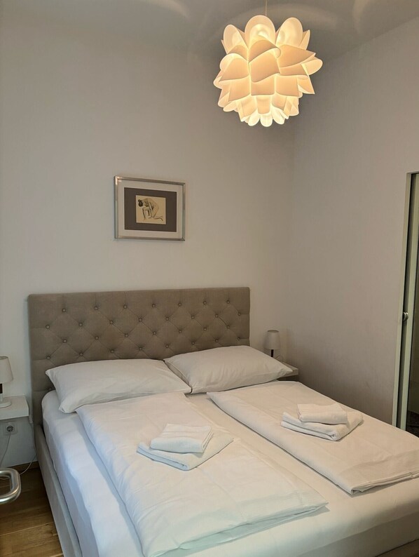 1 Schlafzimmer, Bügeleisen/Bügelbrett, kostenloses WLAN, Bettwäsche